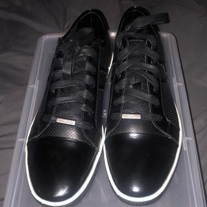 Mens casual shoes